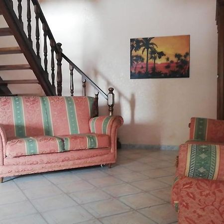Casa Vacanze Autonoma Brevi Periodi Vibo Valentia Exterior photo